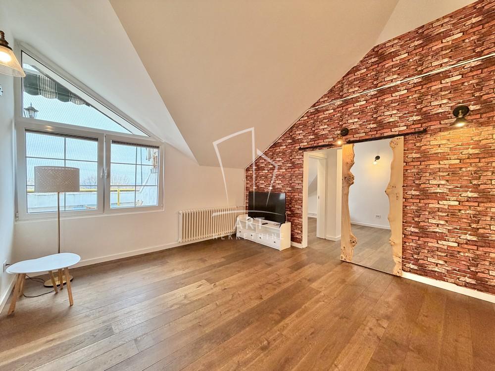 Stan na prodaju u Beogradu, Višnjička banja, troiposoban, 68m2, cena 185000 evra