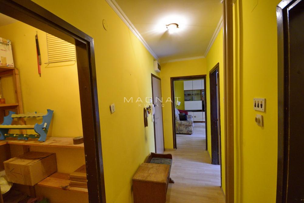 Stan na prodaju u Beogradu, Konjarnik, dvosoban, 74m2, cena 204000 evra