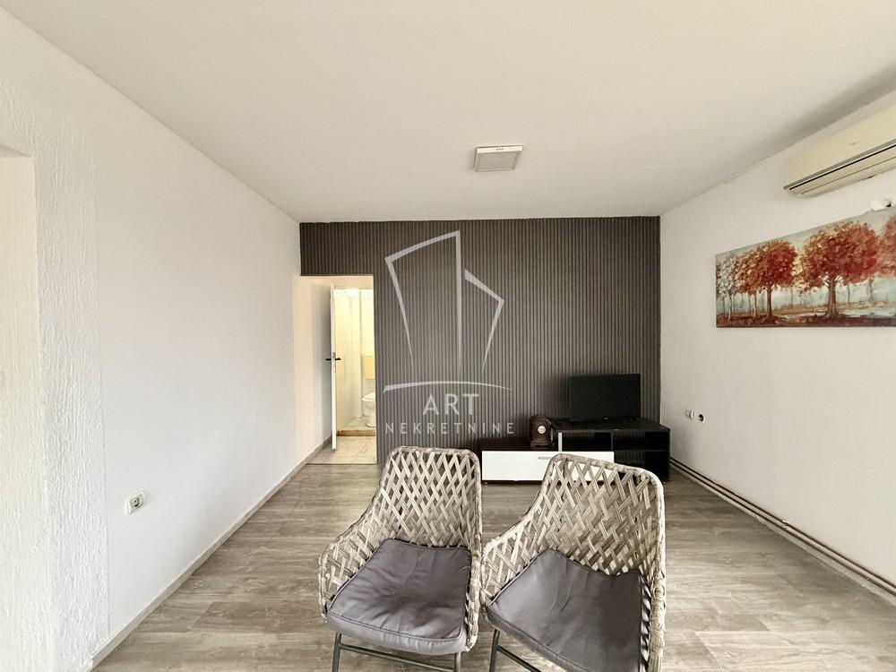 Stan na prodaju u Beogradu, Barajevo, trosoban, 73m2, cena 86000 evra