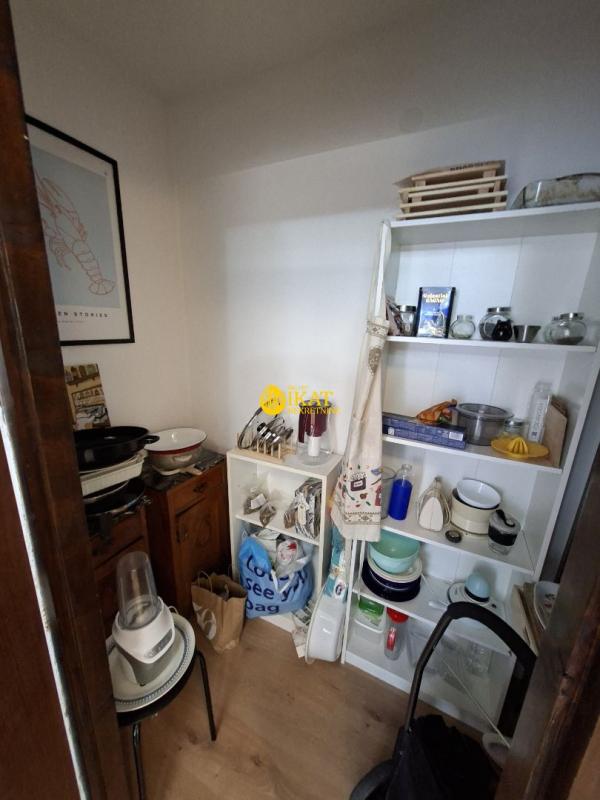 Stan na prodaju u Beogradu, Beograd (centar), trosoban, 73m2, cena 295000 evra