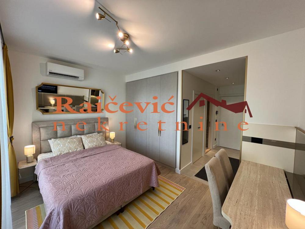 Stan na prodaju u Beogradu, Beograd na vodi, jednosoban, 27m2, cena 195000 evra