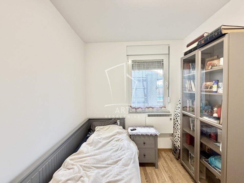 Stan na prodaju u Beogradu, Višnjička banja, dvoiposoban, 49m2, cena 140000 evra