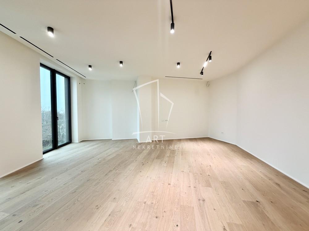 Stan na prodaju u Beogradu, Stari grad, trosoban, 99m2, cena 960000 evra