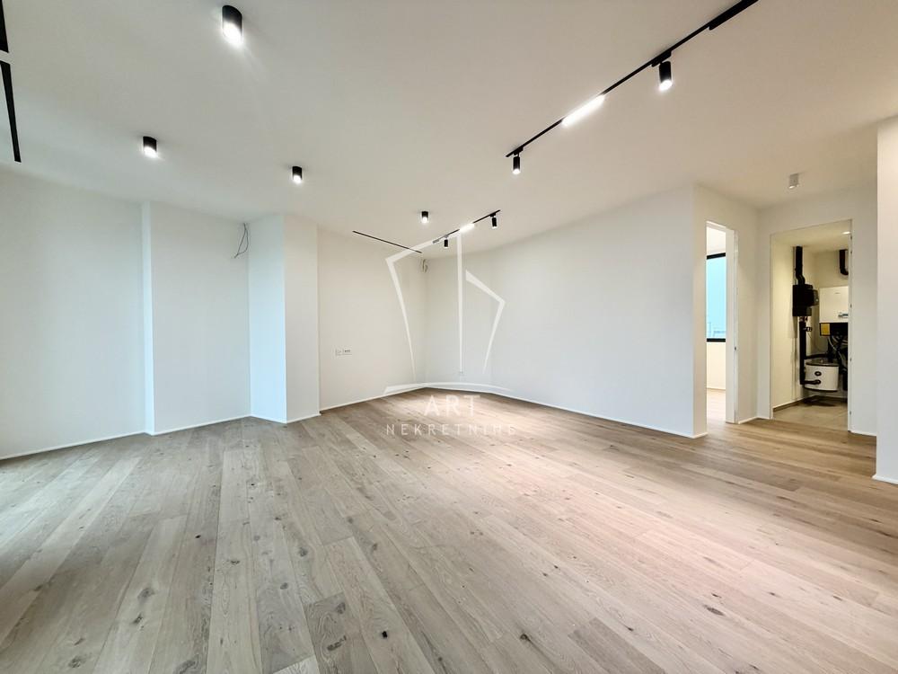 Stan na prodaju u Beogradu, Stari grad, trosoban, 99m2, cena 960000 evra