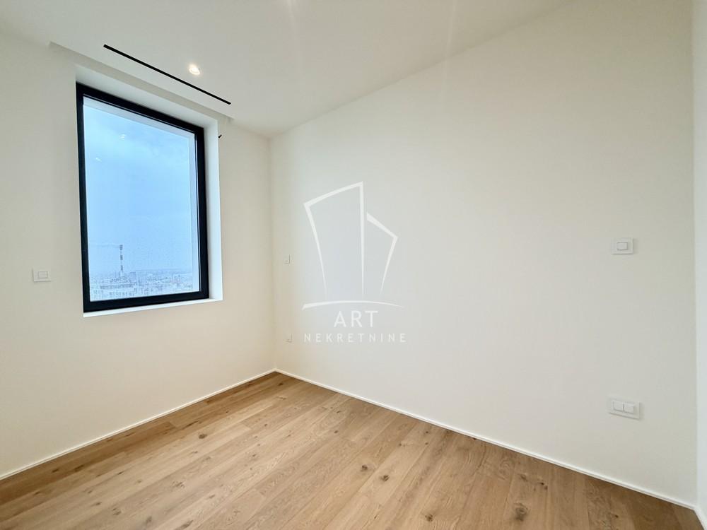 Stan na prodaju u Beogradu, Stari grad, trosoban, 99m2, cena 960000 evra