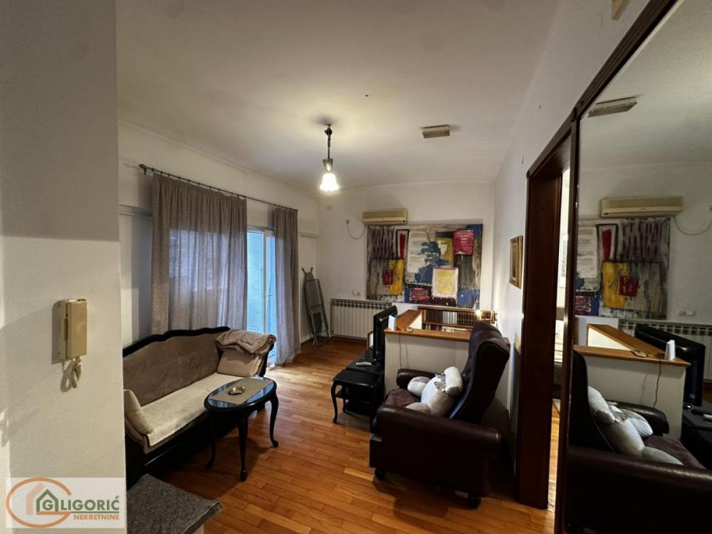 Stan na prodaju u Beogradu, Stari grad, cetvorosoban, 110m2, cena 548900 evra