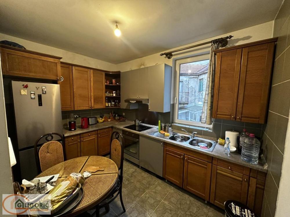 Stan na prodaju u Beogradu, Stari grad, cetvorosoban, 110m2, cena 548900 evra