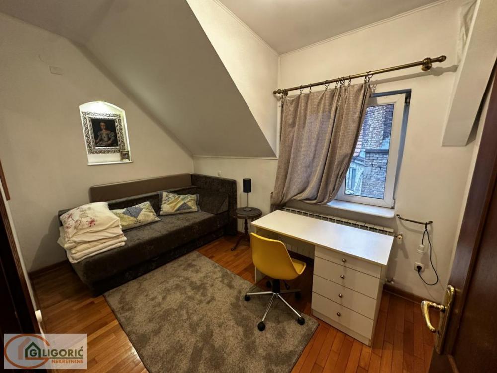 Stan na prodaju u Beogradu, Stari grad, cetvorosoban, 110m2, cena 548900 evra