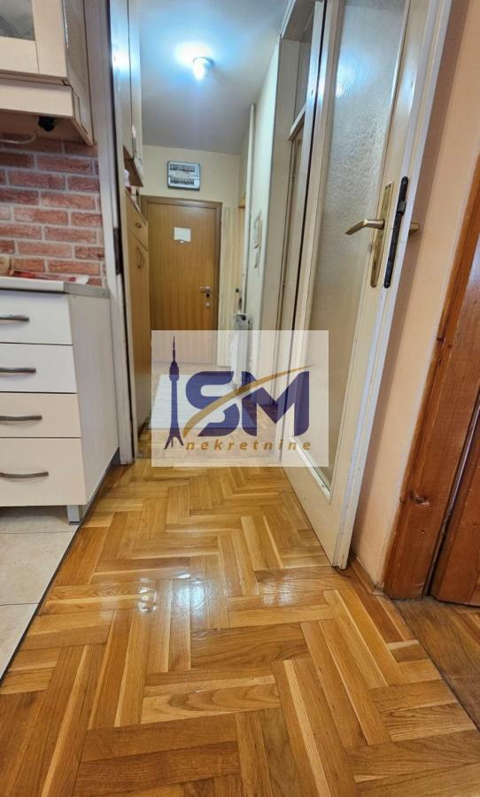 Stan na prodaju u Beogradu, Petlovo brdo, dvosoban, 48m2, cena 110000 evra