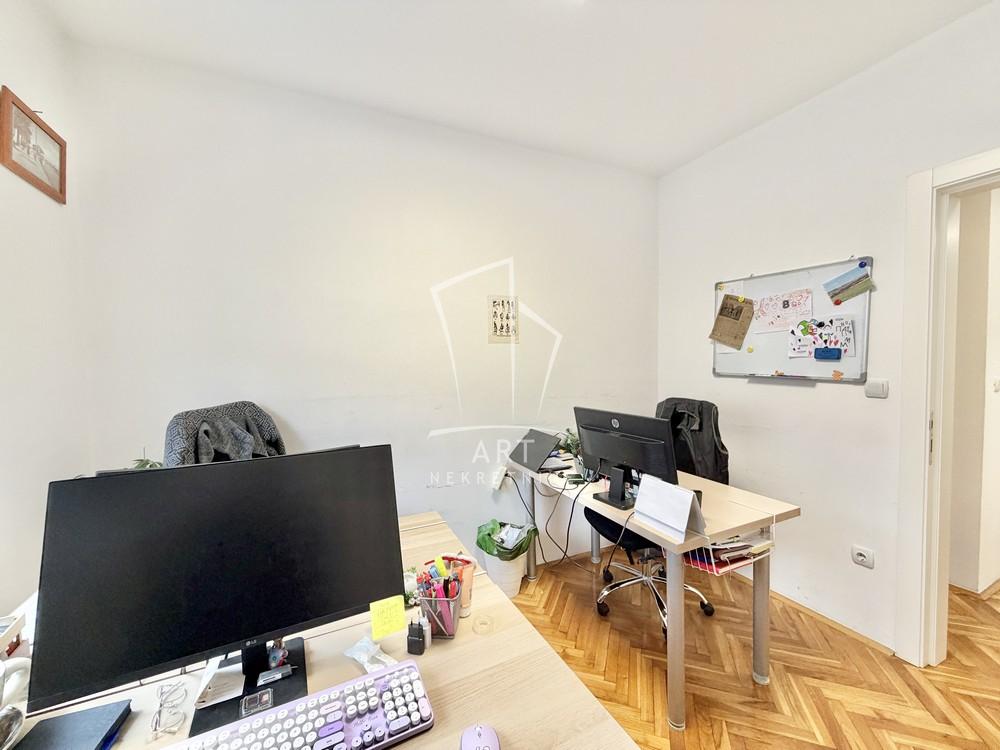 Stan na prodaju u Beogradu, Dedinje, cetvorosoban, 117m2, cena 468000 evra