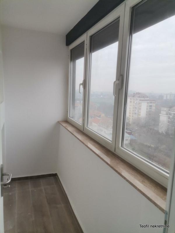 Stan na prodaju u Beogradu, Zemun, jednoiposoban, 32m2, cena 120000 evra