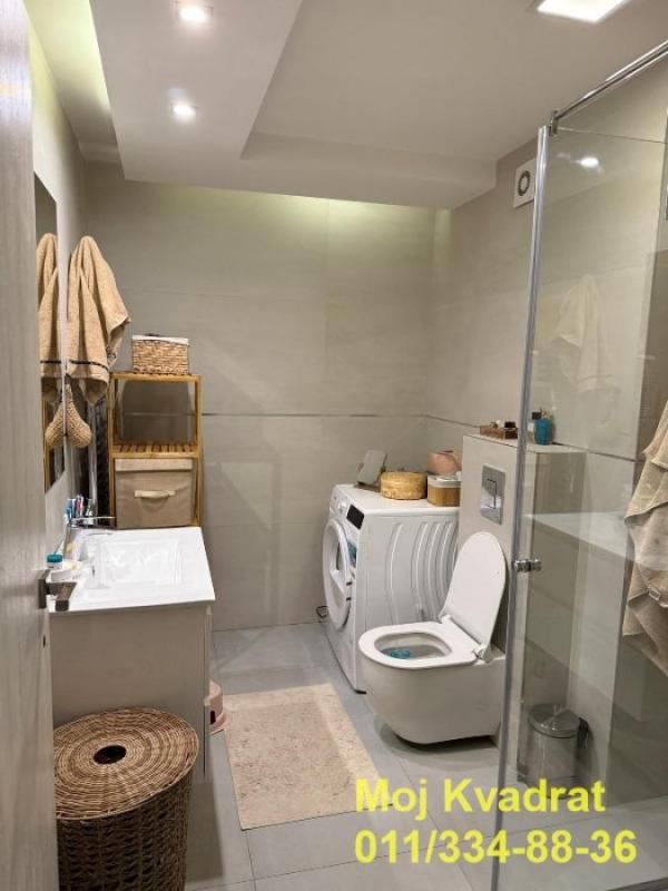 Stan na prodaju u Beogradu, Banovo brdo, dvosoban, 55m2, cena 175000 evra