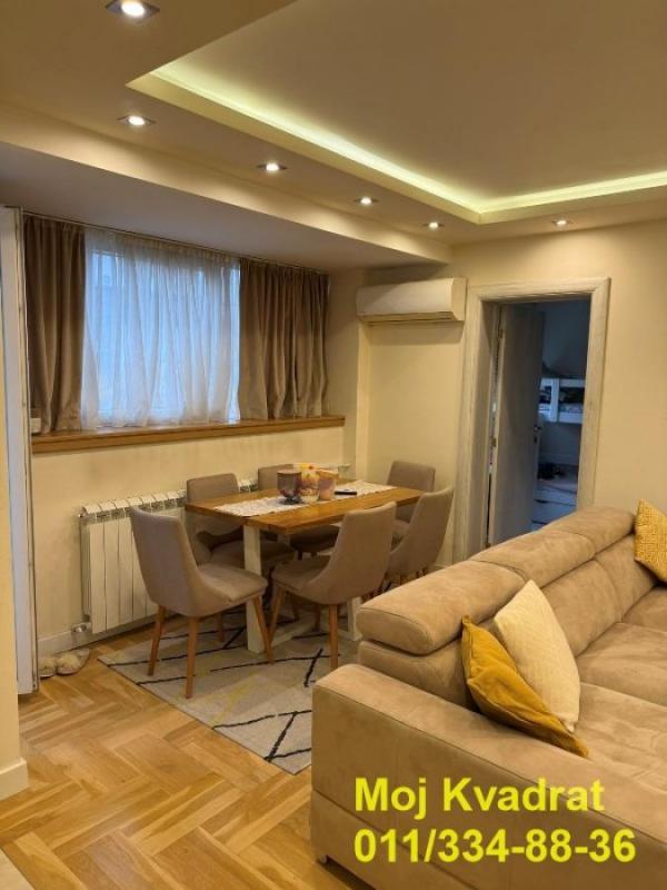 Stan na prodaju u Beogradu, Banovo brdo, dvosoban, 55m2, cena 175000 evra