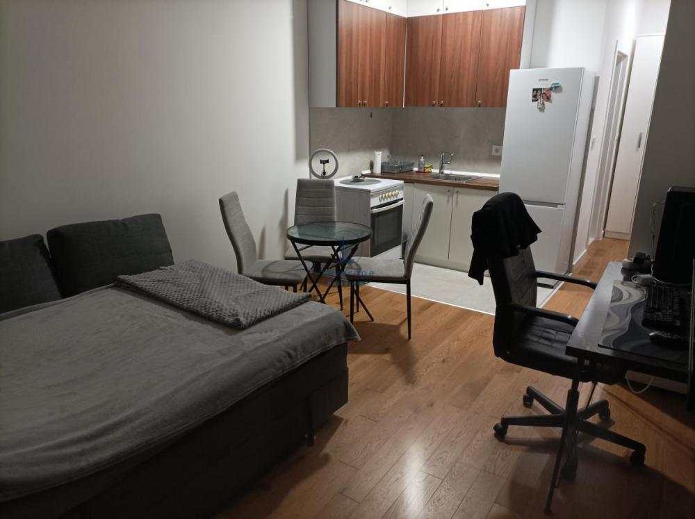 Stan na prodaju u Beogradu, Severni bulevar, jednosoban, 27m2, cena 108000 evra