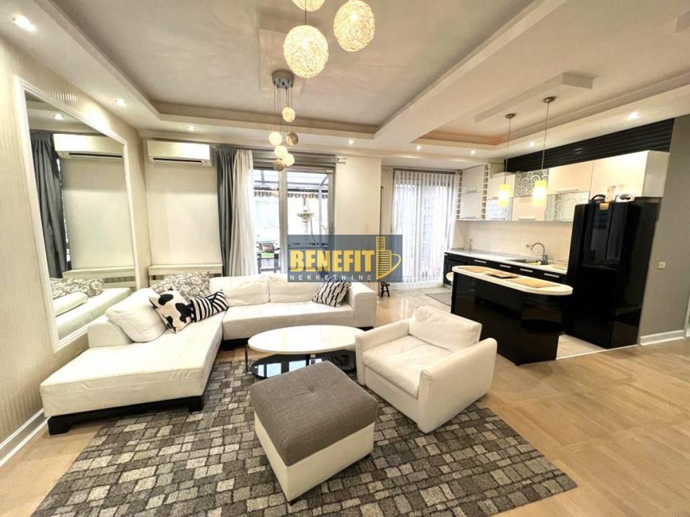 Stan na prodaju u Beogradu, Crveni Krst, trosoban, 77m2, cena 315000 evra