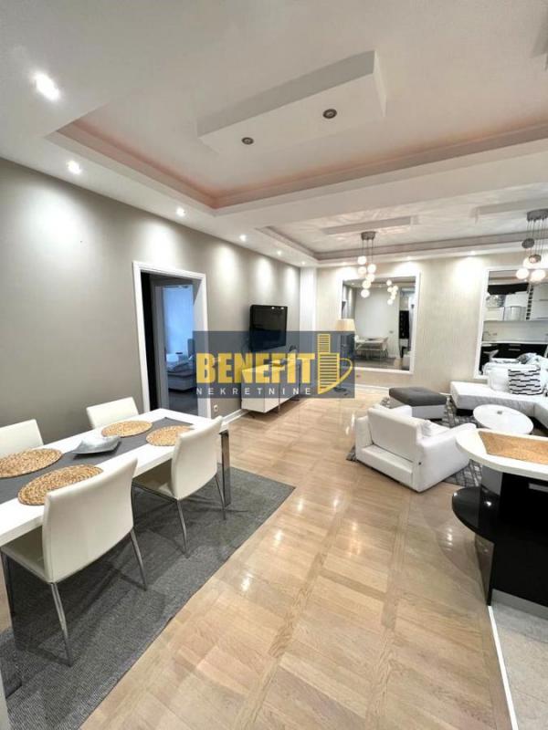 Stan na prodaju u Beogradu, Crveni Krst, trosoban, 77m2, cena 315000 evra