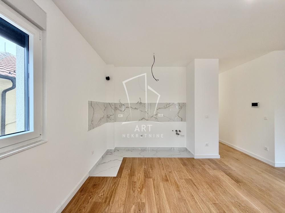 Stan na prodaju u Beogradu, Pašino brdo, dvoiposoban, 60m2, cena 230000 evra