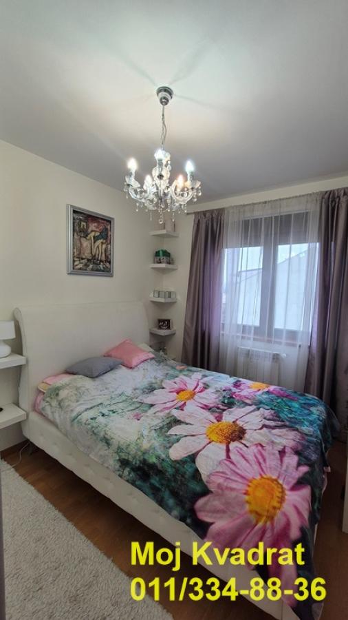 Stan na prodaju u Beogradu, Pašino brdo, trosoban, 61m2, cena 230000 evra