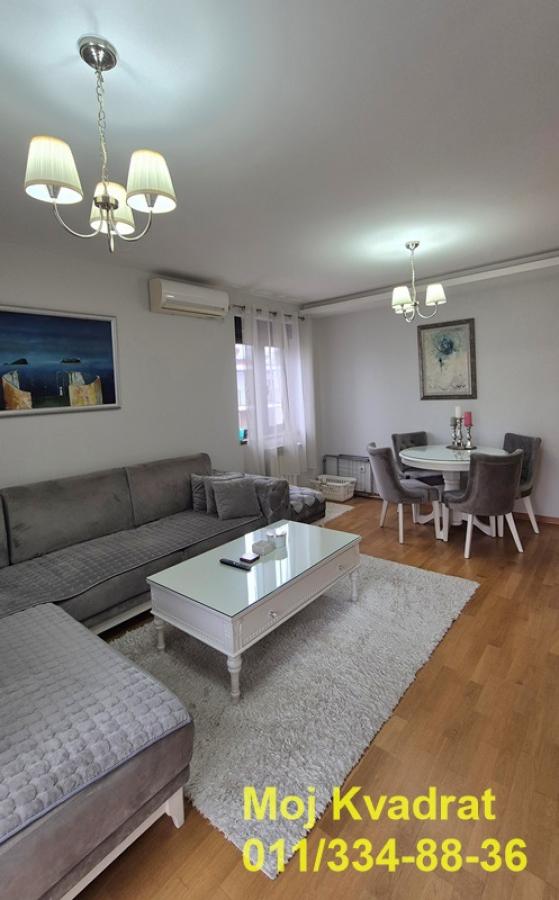 Stan na prodaju u Beogradu, Pašino brdo, trosoban, 61m2, cena 230000 evra