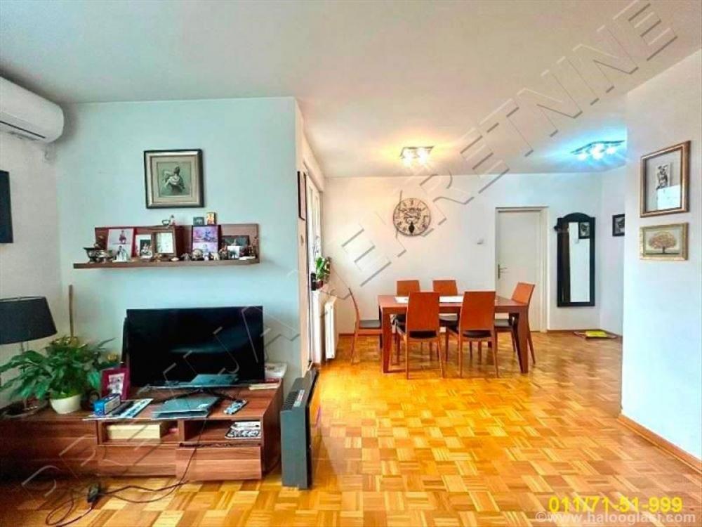 Stan na prodaju u Beogradu, Medaković 3, trosoban, 75m2, cena 209000 evra