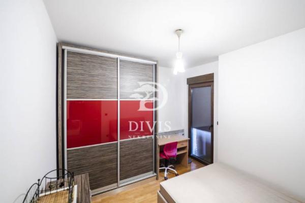 Stan na prodaju u Beogradu, Zvezdara, dvoiposoban, 60m2, cena 240000 evra