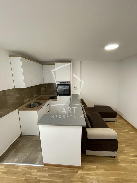 Stan na prodaju u Beogradu, Rakovica, dvosoban, 38m2, cena 110000 evra