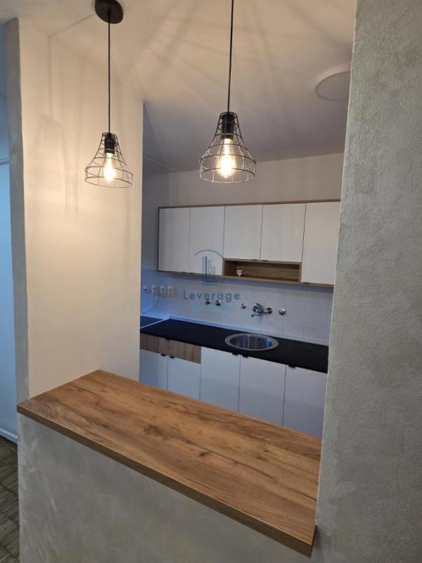 Stan na prodaju u Beogradu, Višnjička banja, dvosoban, 48m2, cena 131200 evra