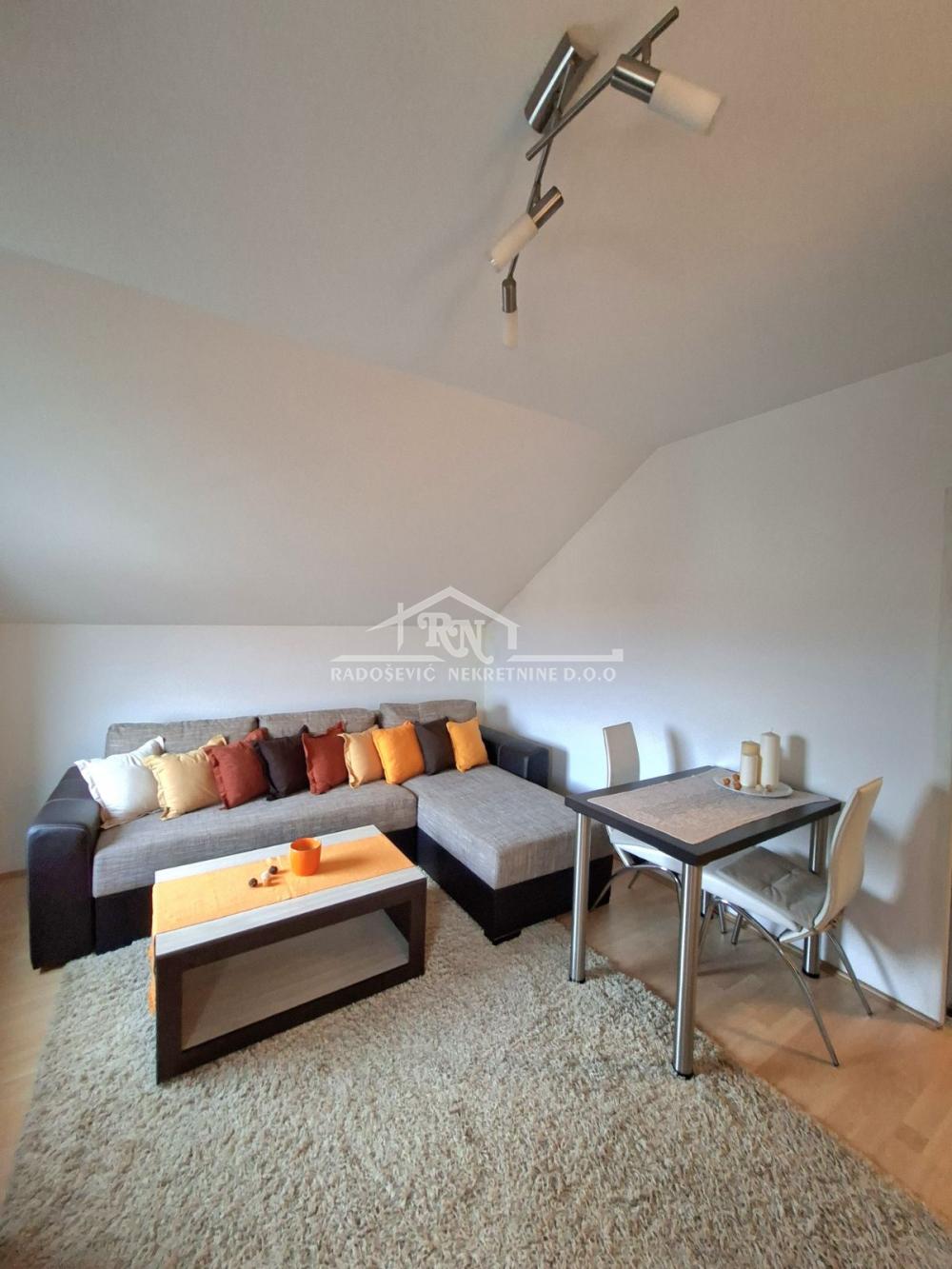 Stan na prodaju u Beogradu, Borča, 25m2, cena 44000 evra