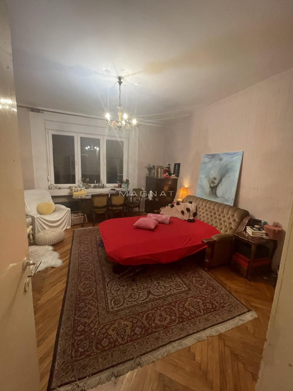 Stan na prodaju u Beogradu, Stari grad, troiposoban, 97m2, cena 343000 evra