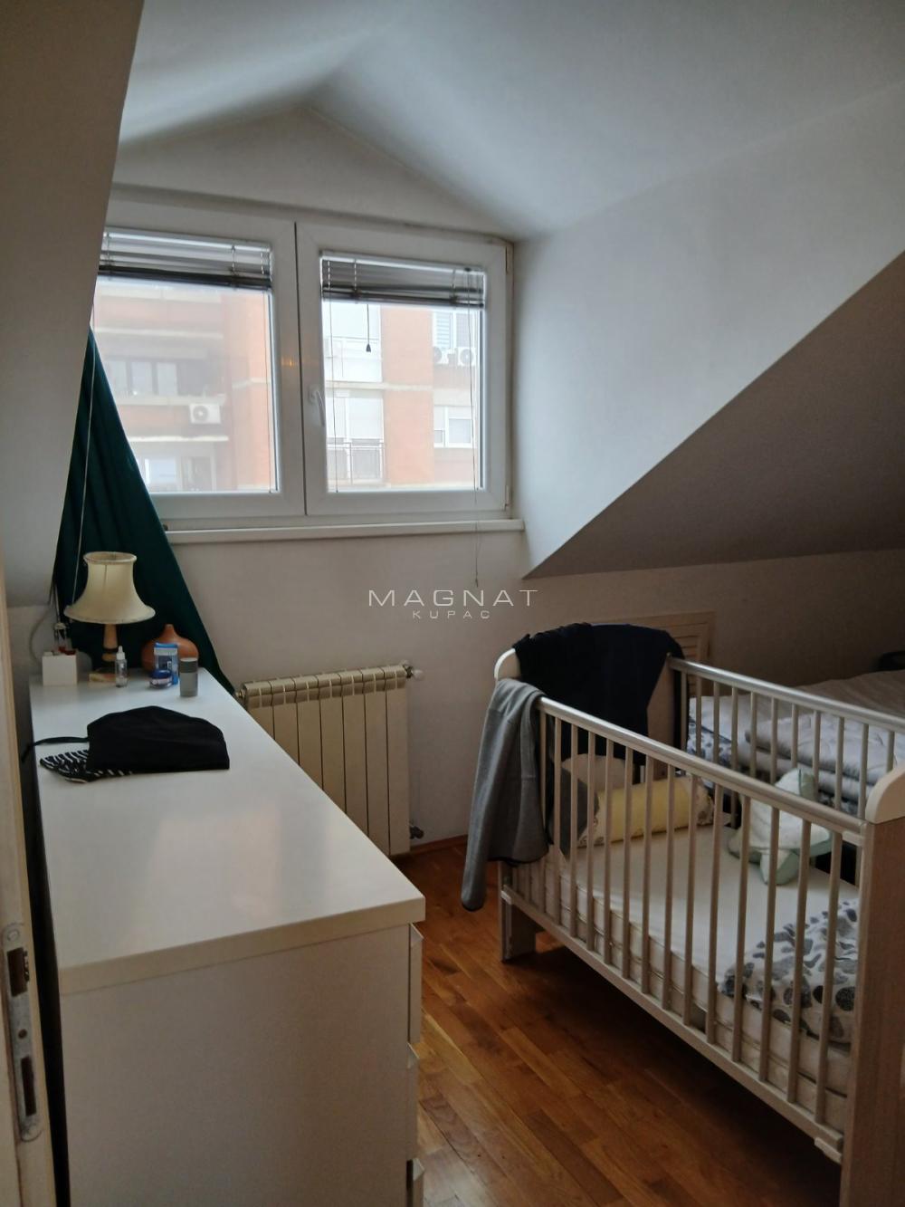 Stan na prodaju u Beogradu, Vračar, cetvorosoban, 120m2, cena 350000 evra