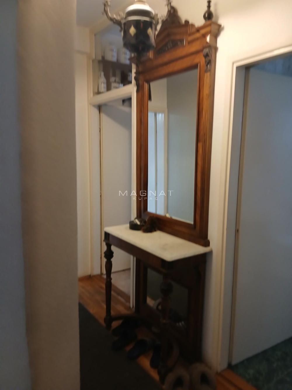 Stan na prodaju u Beogradu, Vračar, cetvorosoban, 120m2, cena 350000 evra