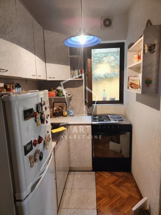 Stan na prodaju u Beogradu, Žarkovo, jednoiposoban, 30m2, cena 77800 evra