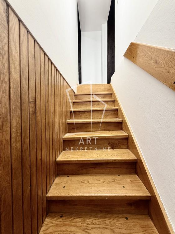 Stan na prodaju u Beogradu, Miljakovac, trosoban, 52m2, cena 169000 evra