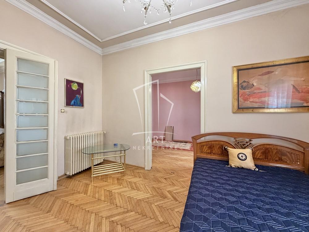 Stan na prodaju u Beogradu, Vračar, cetvorosoban, 111m2, cena 495000 evra