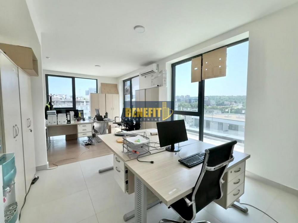 Stan na prodaju u Beogradu, Beograd na vodi, cetvorosoban, 175m2, cena 683000 evra