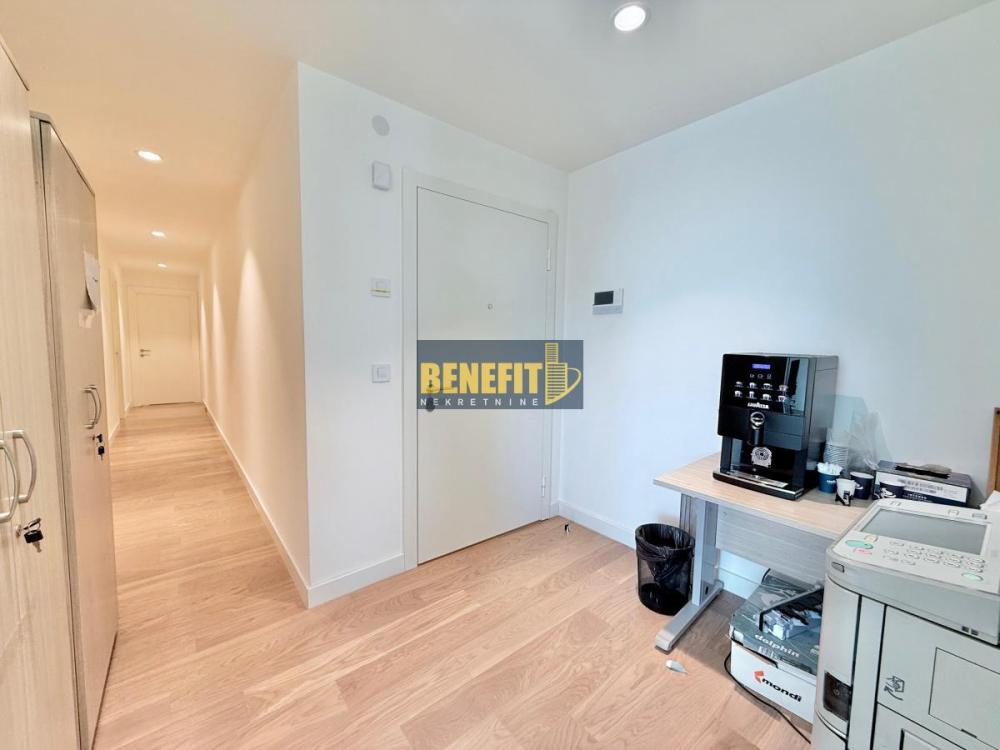 Stan na prodaju u Beogradu, Beograd na vodi, cetvorosoban, 175m2, cena 683000 evra