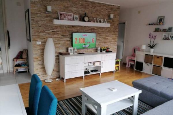 Stan na prodaju u Beogradu, Novi Beograd,Novi Beograd blok 31 (Merkator), dvosoban, 60m2, cena 250000 evra