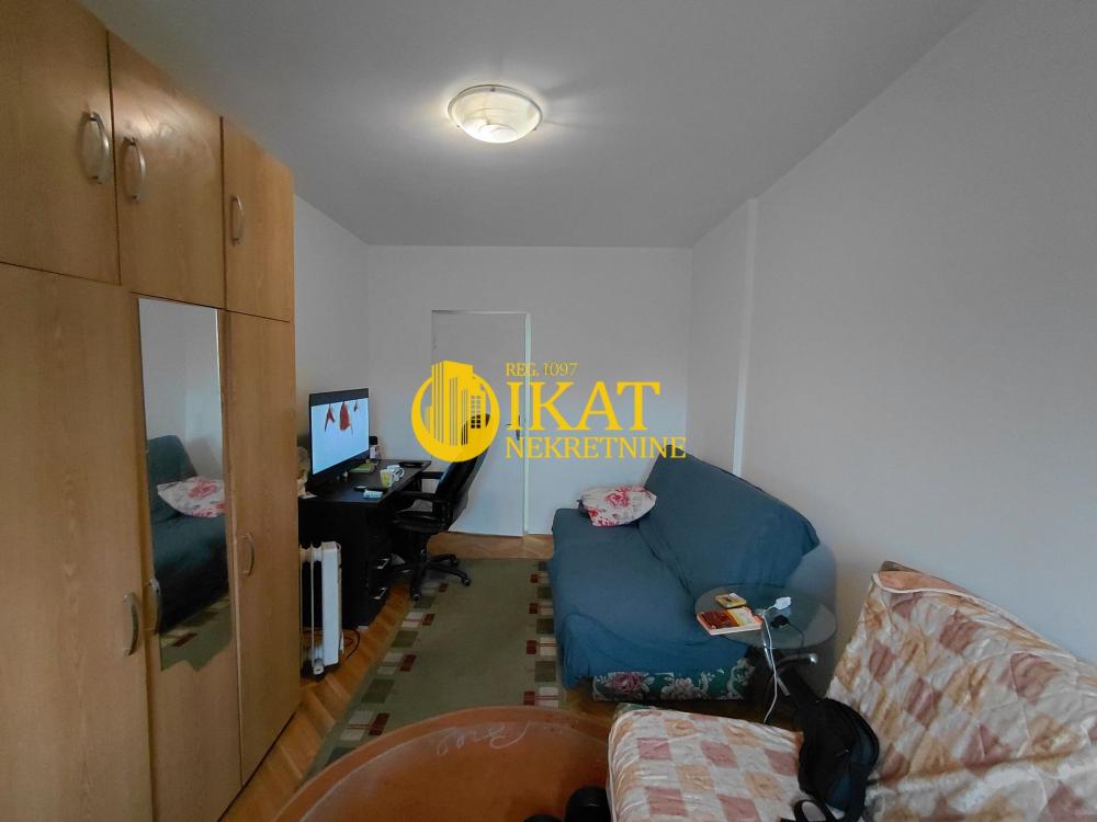 Stan na prodaju u Beogradu, Karaburma, dvosoban, 50m2, cena 140000 evra