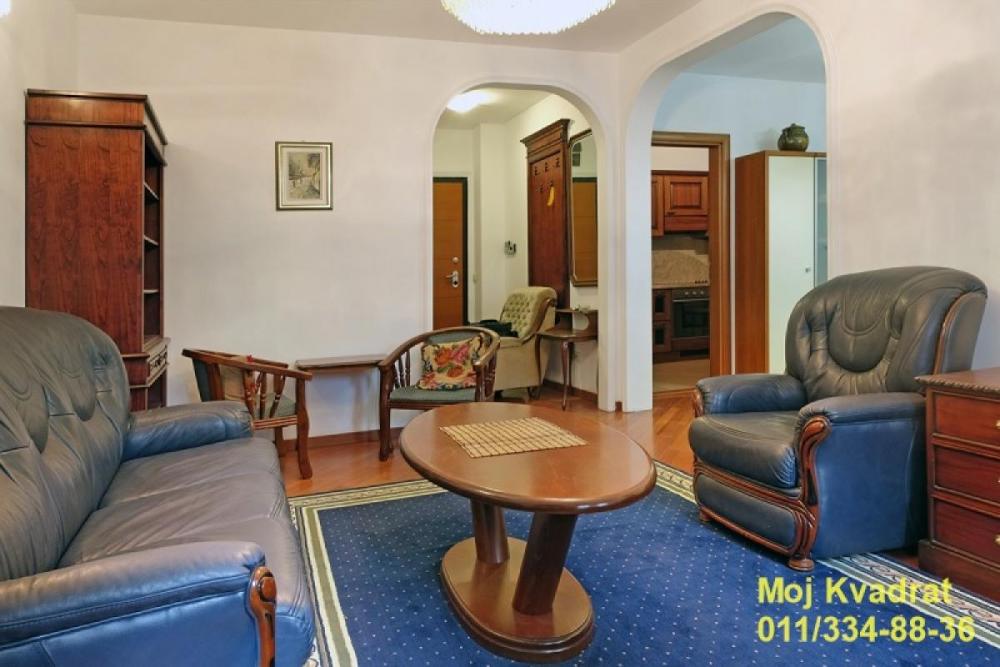 Stan na prodaju u Beogradu, Vukov spomenik, trosoban, 108m2, cena 420000 evra