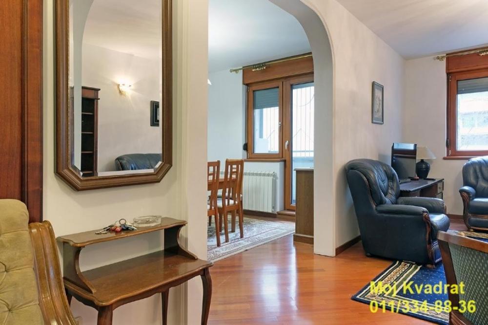 Stan na prodaju u Beogradu, Vukov spomenik, trosoban, 108m2, cena 420000 evra