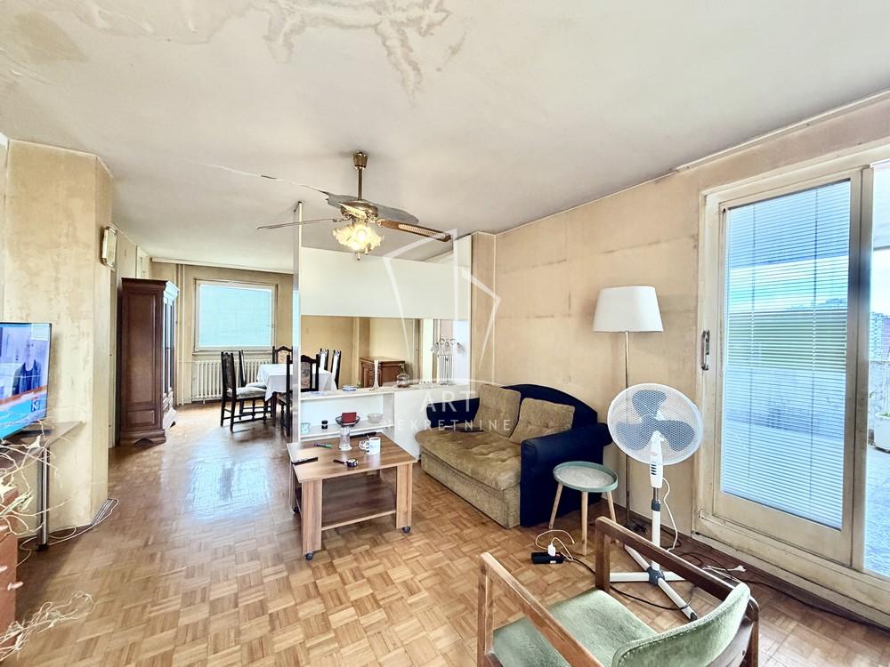 Stan na prodaju u Beogradu, Novi Beograd blok 62, cetvorosoban, 111m2, cena 270000 evra