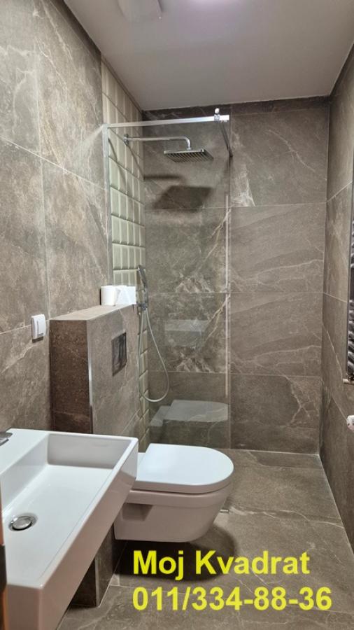 Stan na prodaju u Beogradu, Banovo brdo, cetvorosoban, 120m2, cena 370000 evra