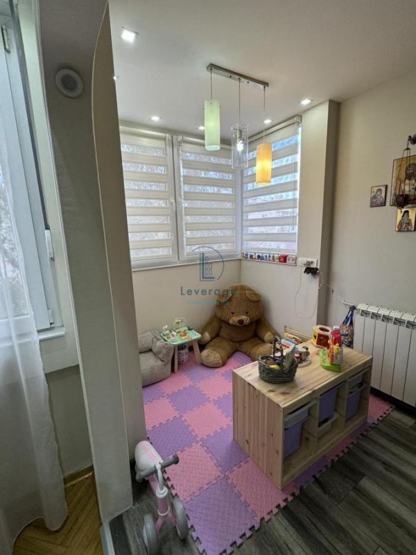 Stan na prodaju u Beogradu, Učiteljsko naselje, dvosoban, 53m2, cena 205000 evra