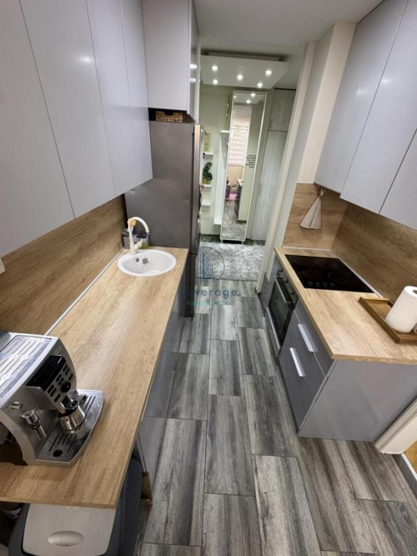 Stan na prodaju u Beogradu, Učiteljsko naselje, dvosoban, 53m2, cena 205000 evra