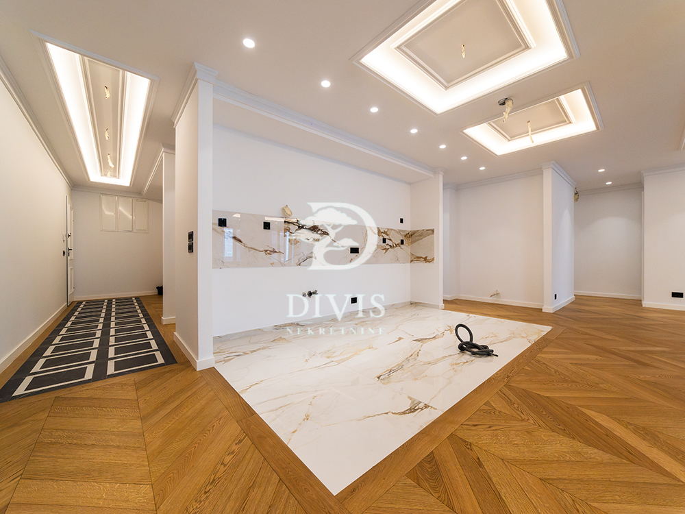 Stan na prodaju u Beogradu, Vračar (Hram), cetvorosoban, 228m2, cena 1254000 evra