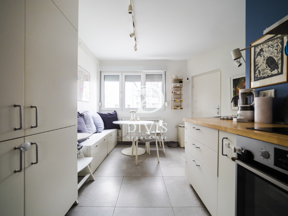 Stan na prodaju u Beogradu, Beograd (centar), dvosoban, 56m2, cena 300000 evra