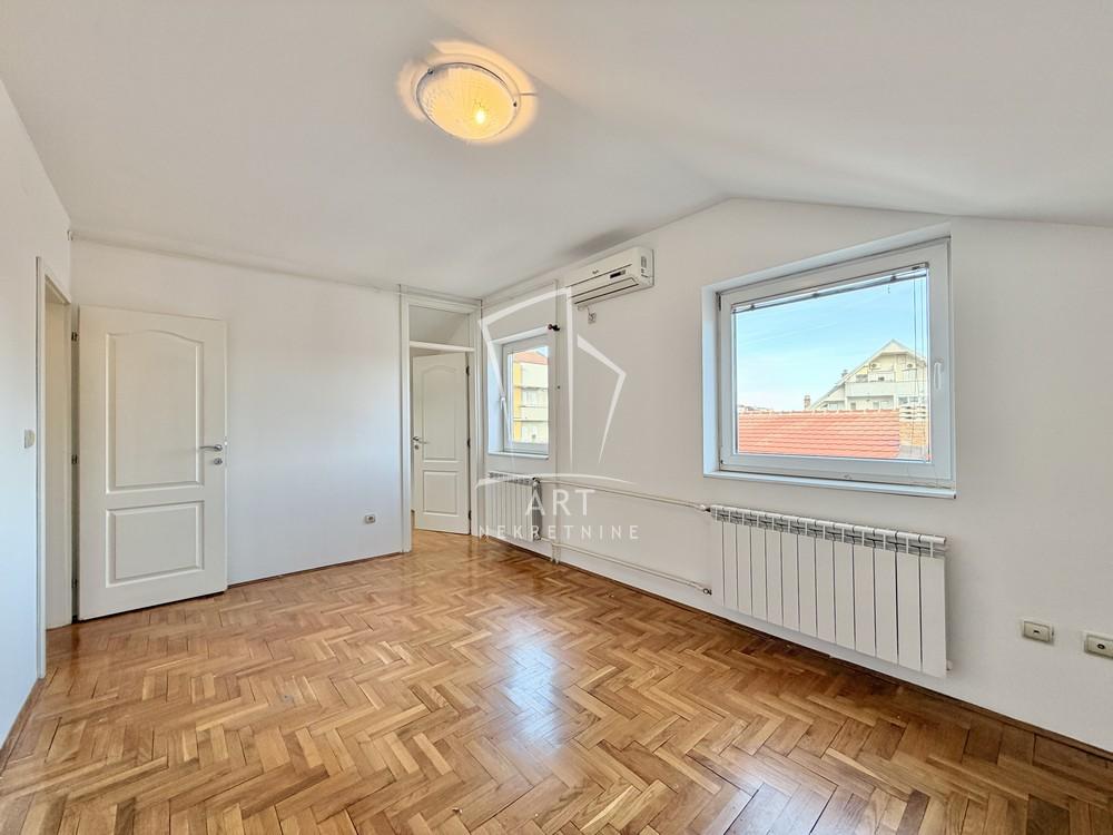 Stan na prodaju u Beogradu, Čukarica, dvosoban, 50m2, cena 132200 evra