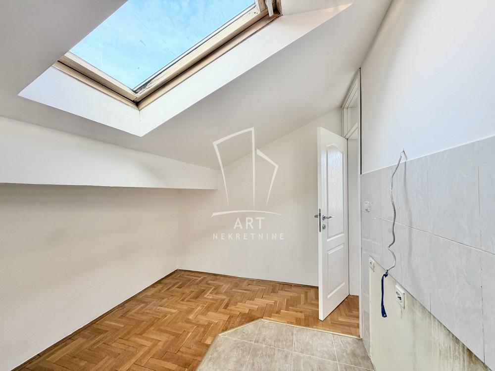 Stan na prodaju u Beogradu, Čukarica, dvosoban, 50m2, cena 132200 evra