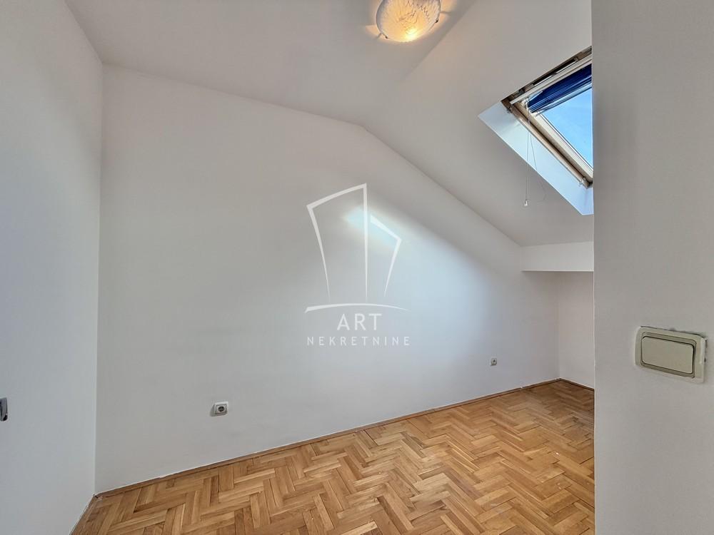 Stan na prodaju u Beogradu, Čukarica, dvosoban, 50m2, cena 132200 evra