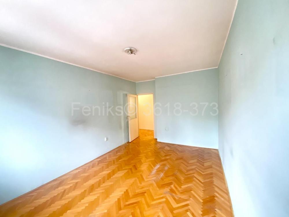 Stan na prodaju u Beogradu, Karaburma, jednosoban, 42m2, cena 115000 evra